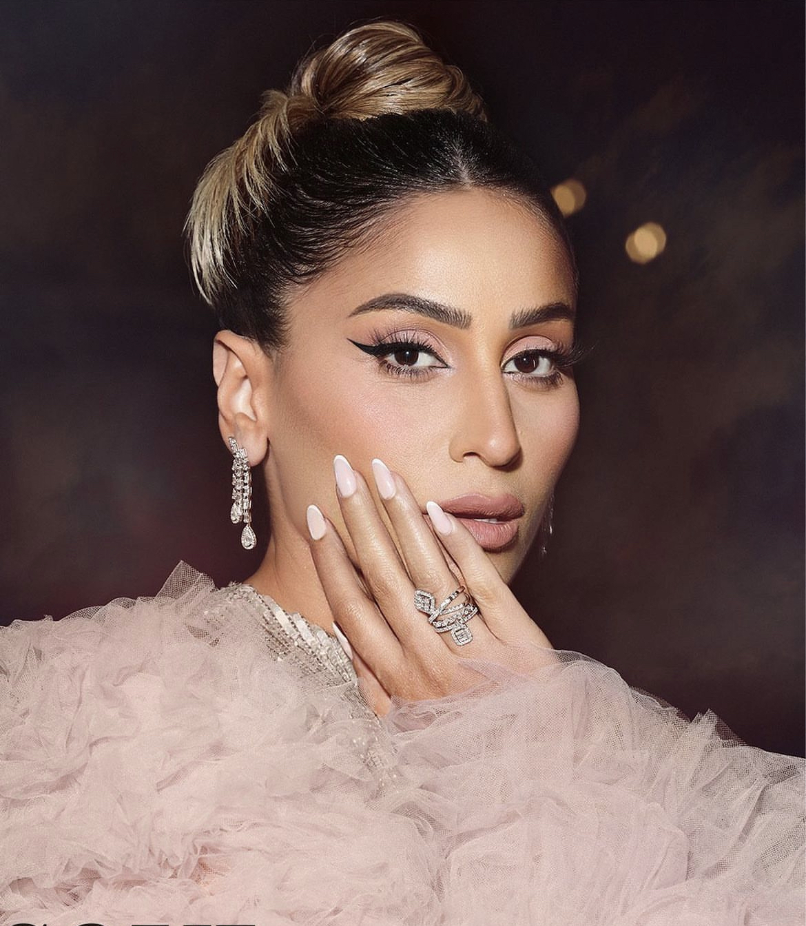 من هي بديلة دينا الشربيني في فيلم "أنف وثلاث عيون"