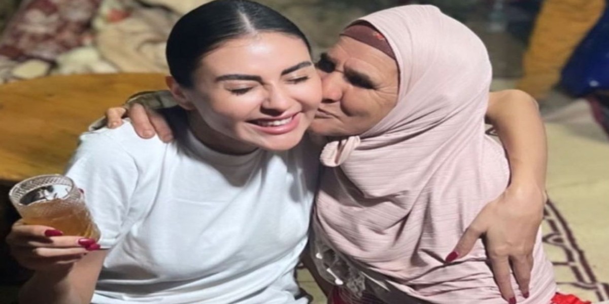 بين ضحايا الزلزال.. مريم حسين تحتفل بعيد ميلادها