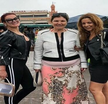 والدة رونالدو تستمتع بعطلتها في المغرب وشقيقته منبهرة بـ "الحمام المغربي"