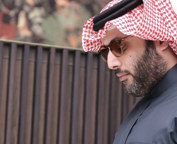 تركي آل الشيخ: عندما يزايد التافهين يجب أن نوضح الحقيقة