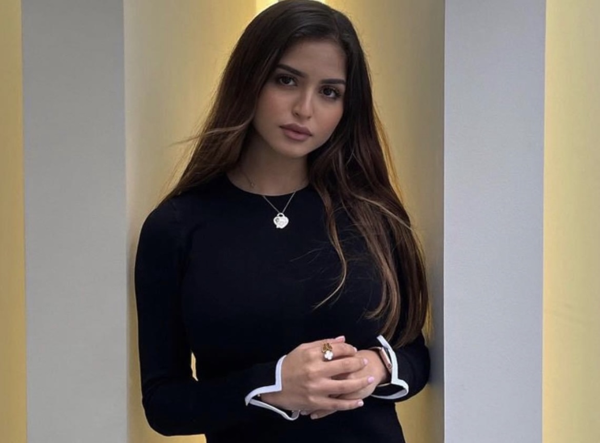 حلا الترك تحلم بالتعاون مع هذه النجمة.. فمن تكون؟