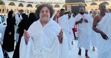 نجوم مصر ينعون المسرحي الشاب محمد بطاوي