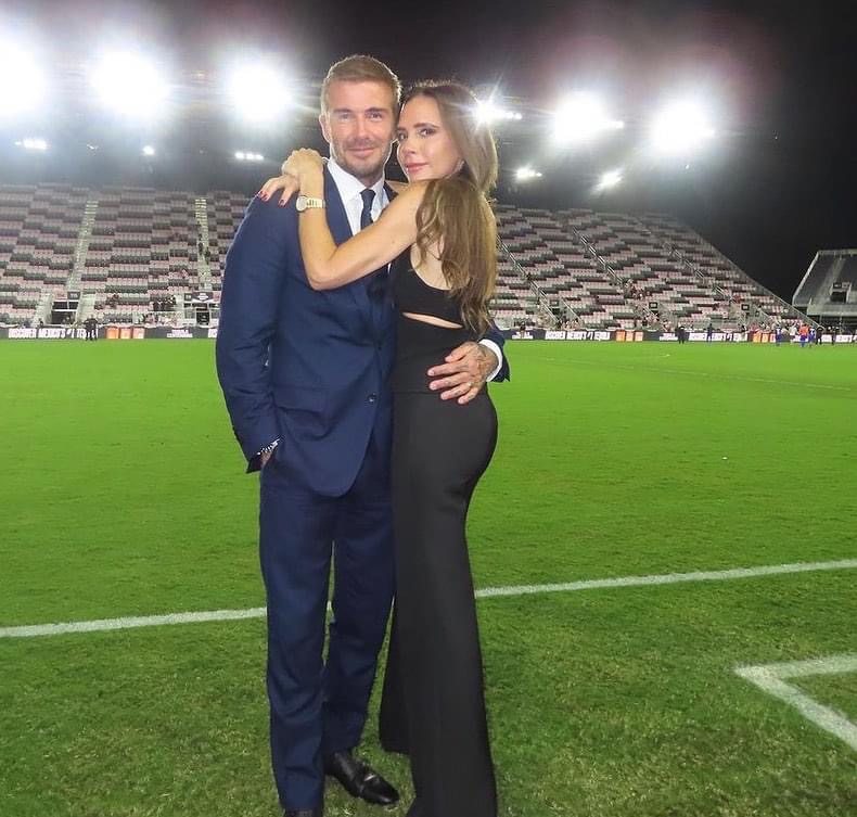 بيكهام يفجر مفاجأة ويكشف "فضيحة" لأول مرة