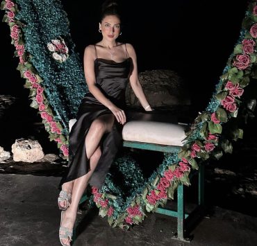 ياسمين عز تعود من إجازتها وتهدد النساء من جديد