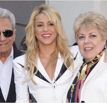 والدة شاكيرا في المستشفى.. فهل وضعها حرج؟