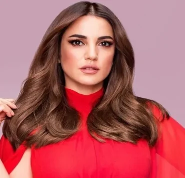 درة التونسية تحسم جدل حملها-صورة