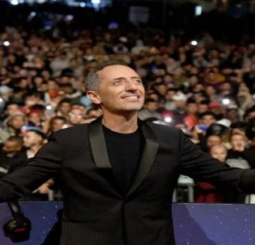 كوميدي مغربي يجمع نصف مليار سنتيم لدعم ضحايا زلزال المغرب