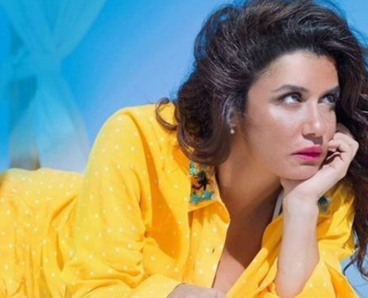 بعد زواج طليقها.. هل تستعد غادة عادل دخول القفص الذهبي ؟