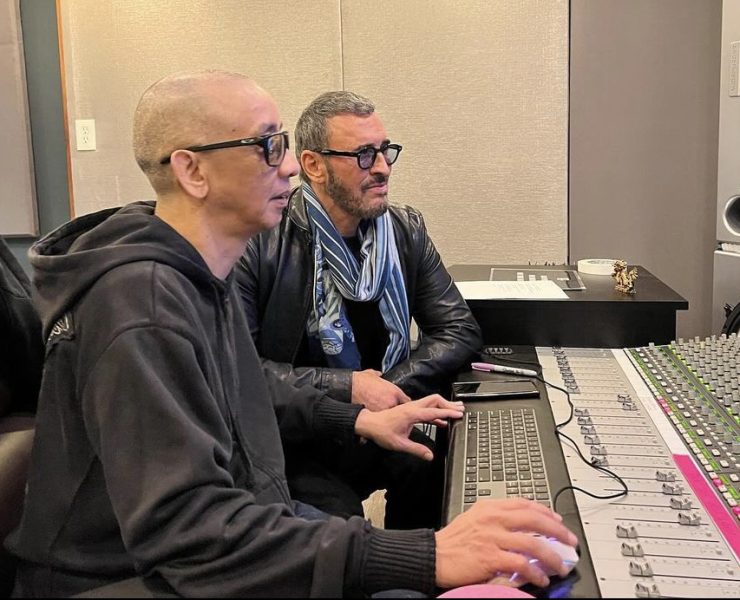 كاظم الساهر يوثق كواليس تسجيل "HOLD YOUR FIRE"