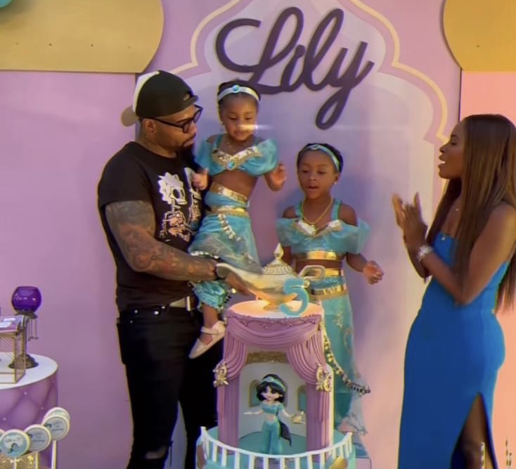 بحضور طليقها.. داليا مبارك تحتفي بميلاد ابنتها "ليلي"