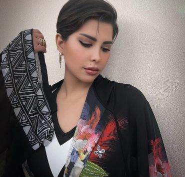شمس الكويتية بإطلالة تثير الجدل!