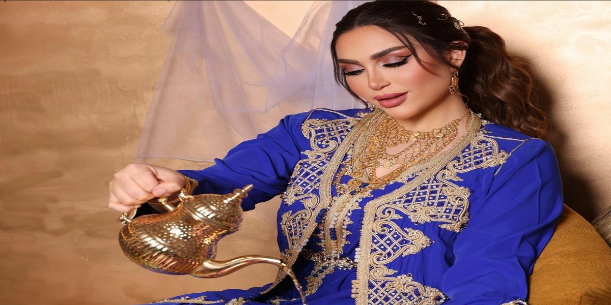 الدكتورة خلود تثير قلق متابعيها بسبب مرض ابنتها-صورة