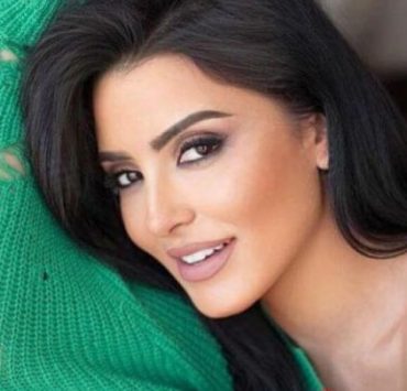 فاتي جمالي تفاجئ جمهورها بشكلها الجديد