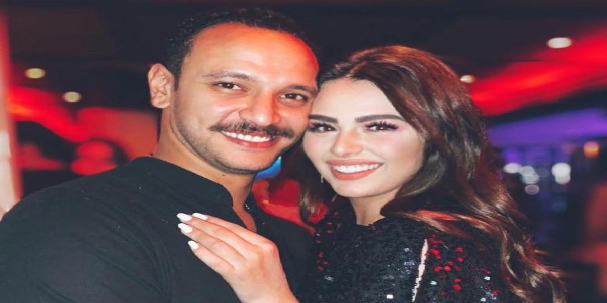 بصورة رومانسية.. هنادي مهنا تعايد زوجها -صورة