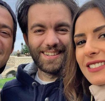 شريف رمزي يودع شقيقه برسالة مؤثرة-صورة