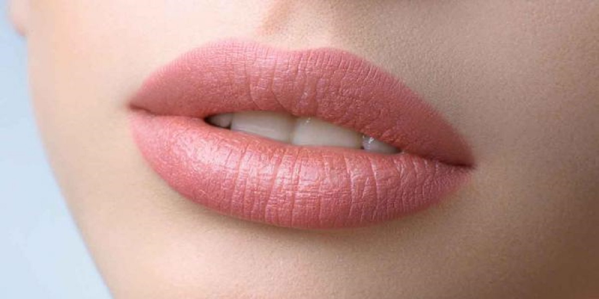 طرق الحصول على شفاه ممتلئة طبيعيا