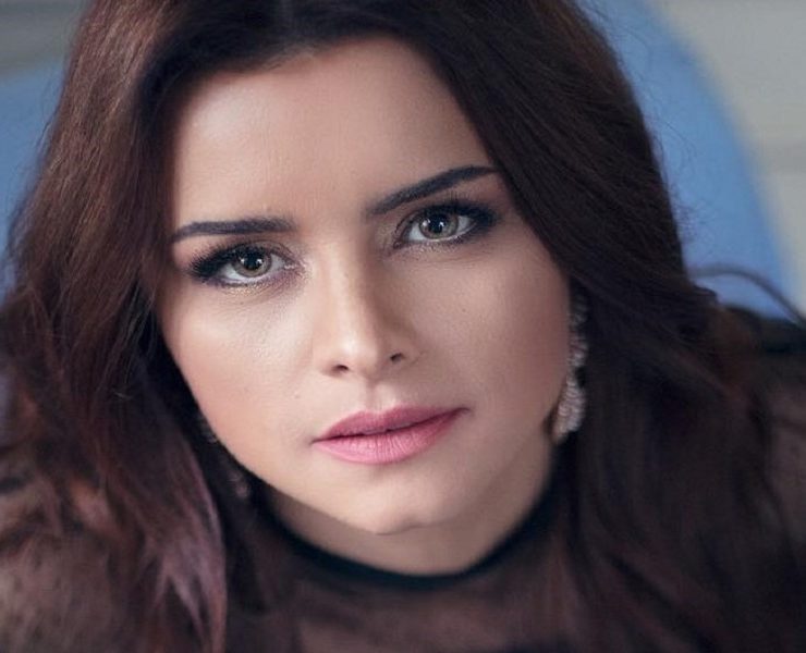 نور توجه رسالة مؤثرة لوالدها الراحل