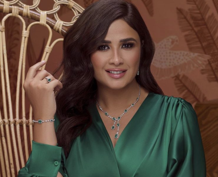 ياسمين عبد العزيز تعود إلى الشاشة الكبيرة بعد غياب