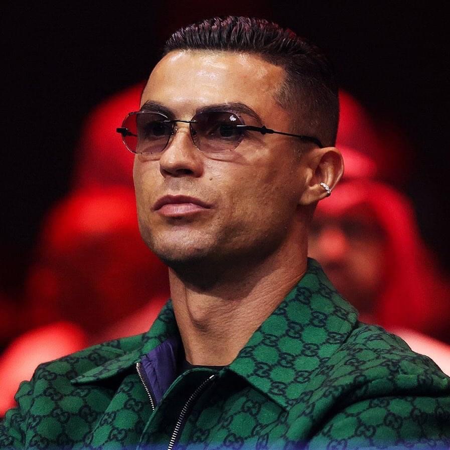 هل تقصد كريستيانو رونالدو أن يقلد محمد رمضان؟