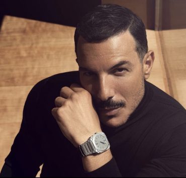 بكلمات رومانسية.. باسل خياط يعايد زوجته وابنه