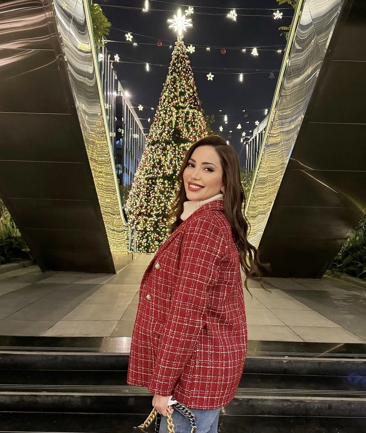 نسرين طافش تكشف سبب فشل زيجات الفنانين