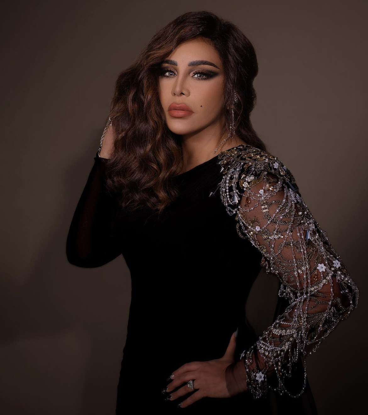 بعد تساؤلات كثيرة.. أحلام توضح سبب غيابها عن "joy awards"