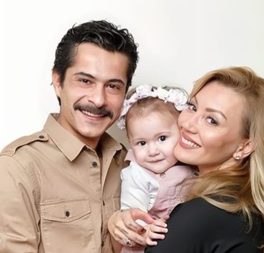 بعد سنوات من طلاقهما.. اسماعيل اوغلو يعود لزوجته