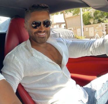 "موحشتكيش".. هل قصد تامر حسني طليقته؟