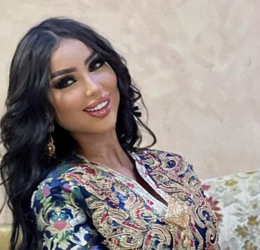 دنيا بطمة "عروس" في آخر جلسة تصوير لها-فيديو