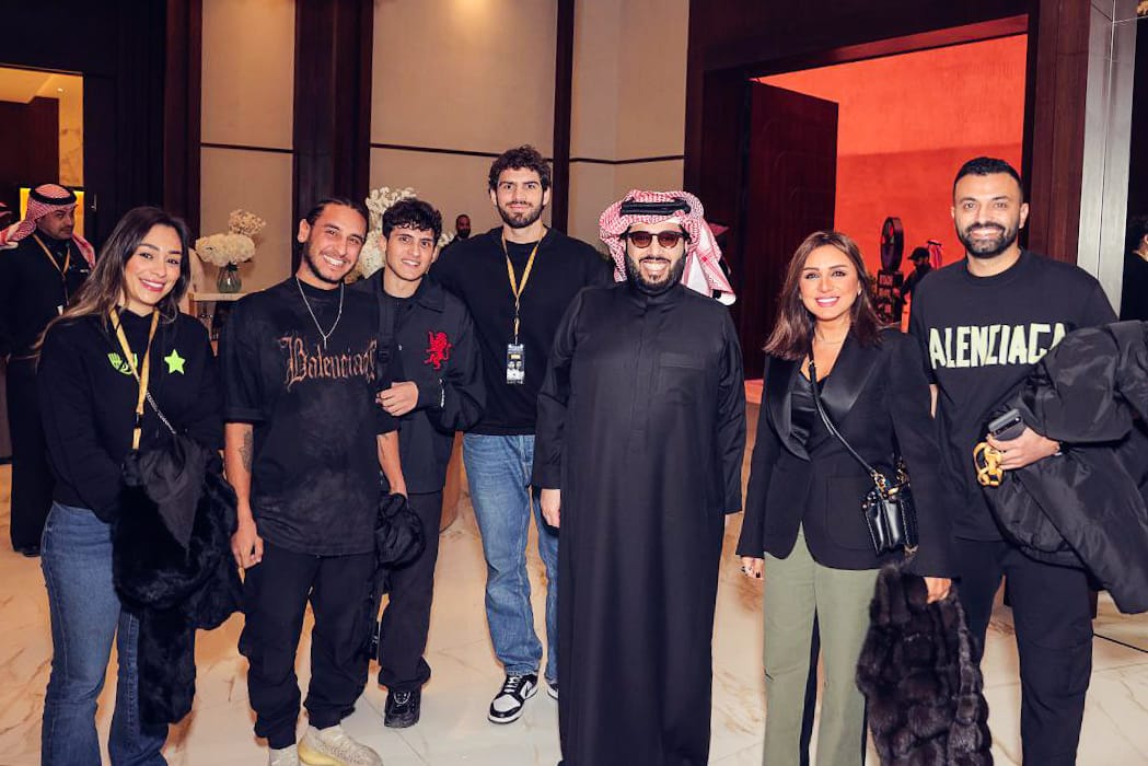 في كواليس لقاء النصر السعودي وإنتر ميامي الأمريكي.. أنغام وحماقي وحلمي بصحبة تركي آل الشيخ