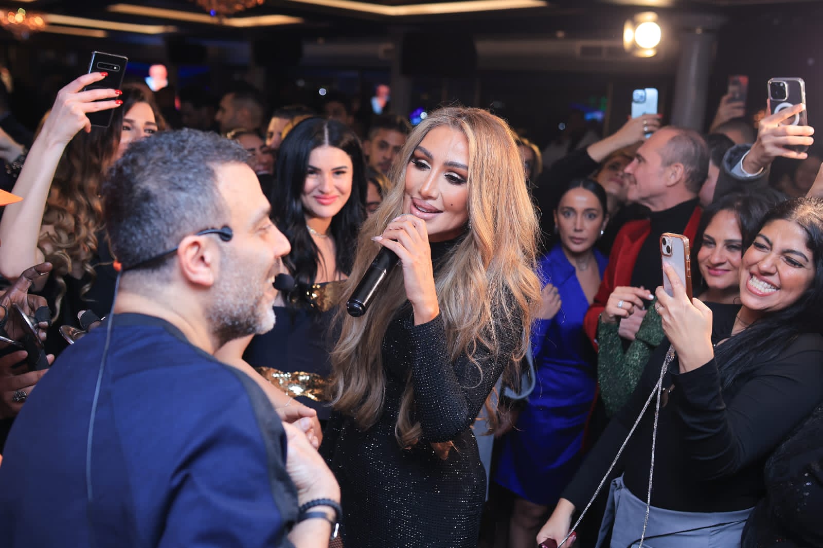 جو أشقر ومايا دياب يتألقان بديو "بتونس بيك"