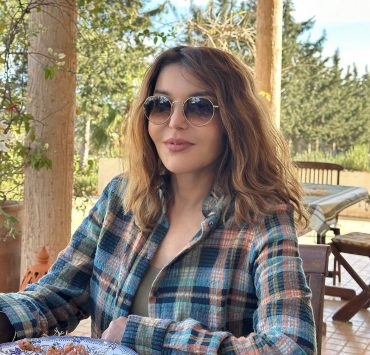 سميرة سعيد تستمتع مع عائلتها في المغرب