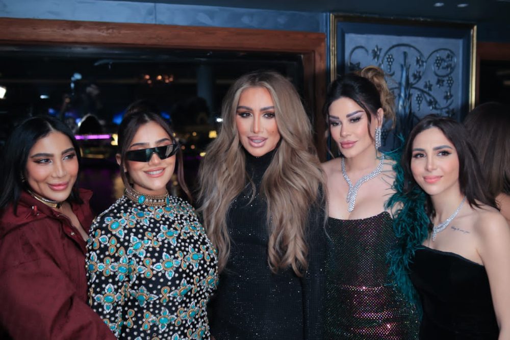 جو أشقر ومايا دياب يتألقان بديو "بتونس بيك"