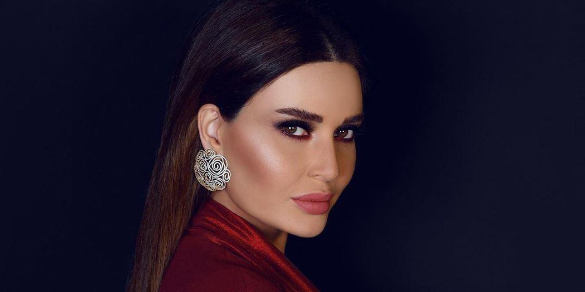 بإطلالة مثيرة.. سيرين عبد النور تحتفل بعيد ميلادها -صورة