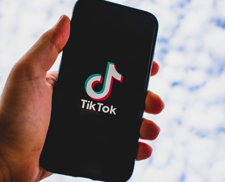 السرطان ينهي حياة "تيكتوكر" شهيرة-فيديو