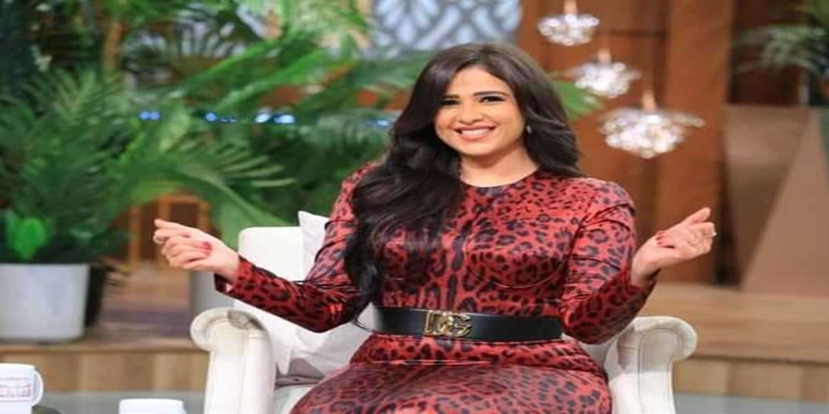 ياسمين عبد العزيز تؤدي مناسك العمرة -صور