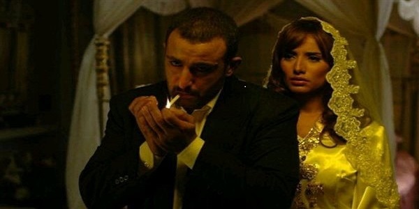 "الحب" يجمع زينة وأحمد السقا