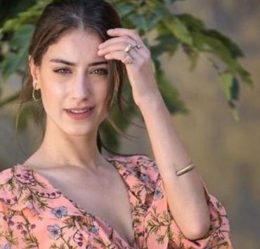 في أول ظهور لها.. ابنة هازال كايا تخطف الأنظار-صور