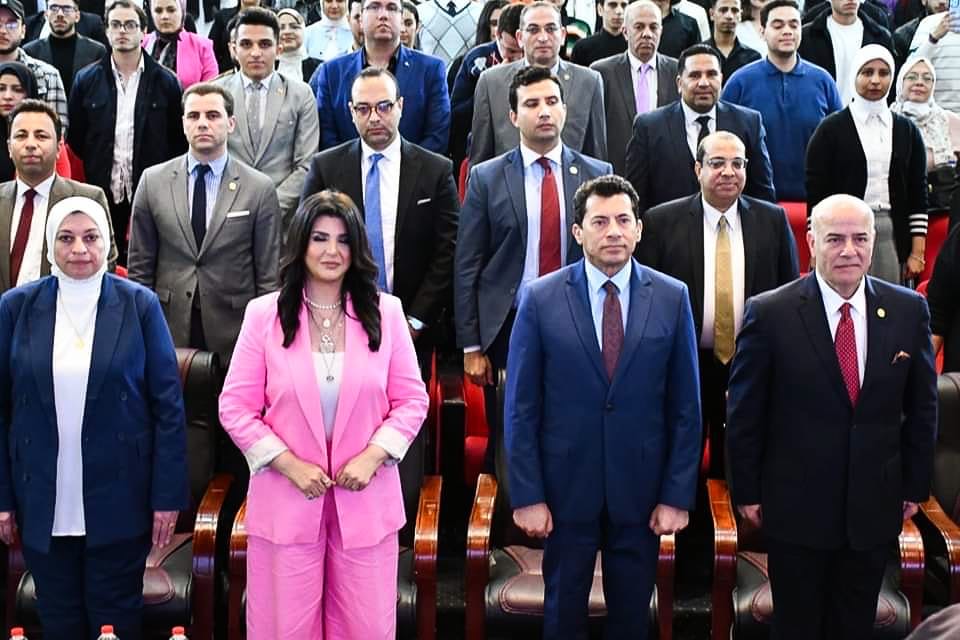 منى الشاذلي سفيرة إبداع لشباب الجامعات