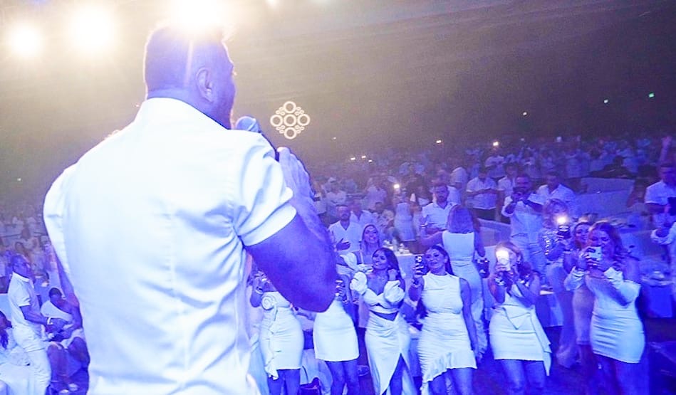 تامر حسني: غنيت ساعتين وأغانيا بتتردد كلها!