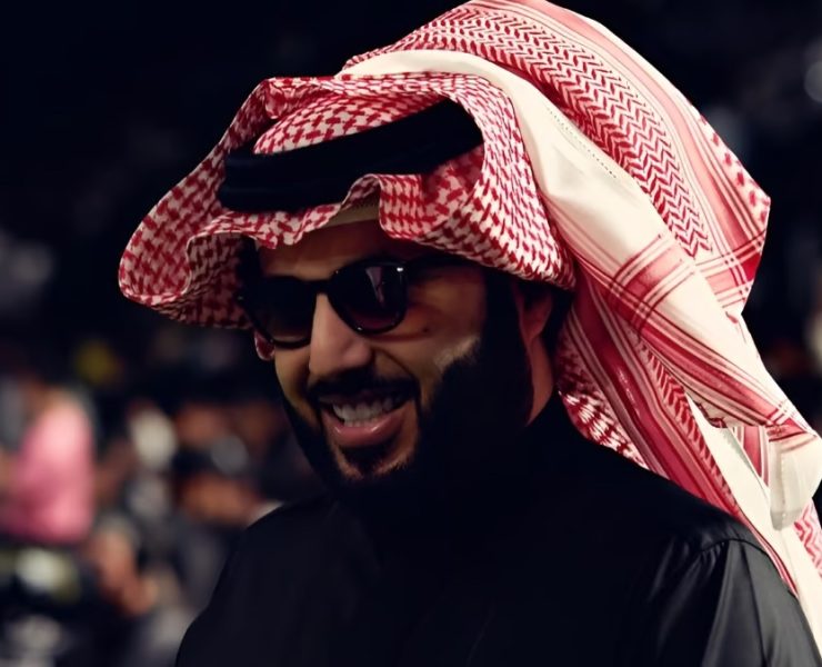 مفاجأة جديدة يكشف عنها الستار المستشار تركي آل الشيخ