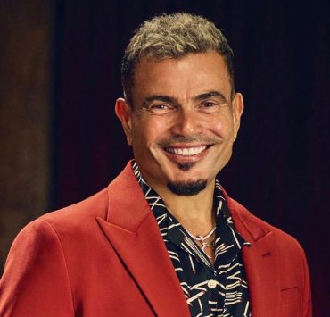 ليلة رمضان.. عمرو دياب يستذكر بداياته في الفن