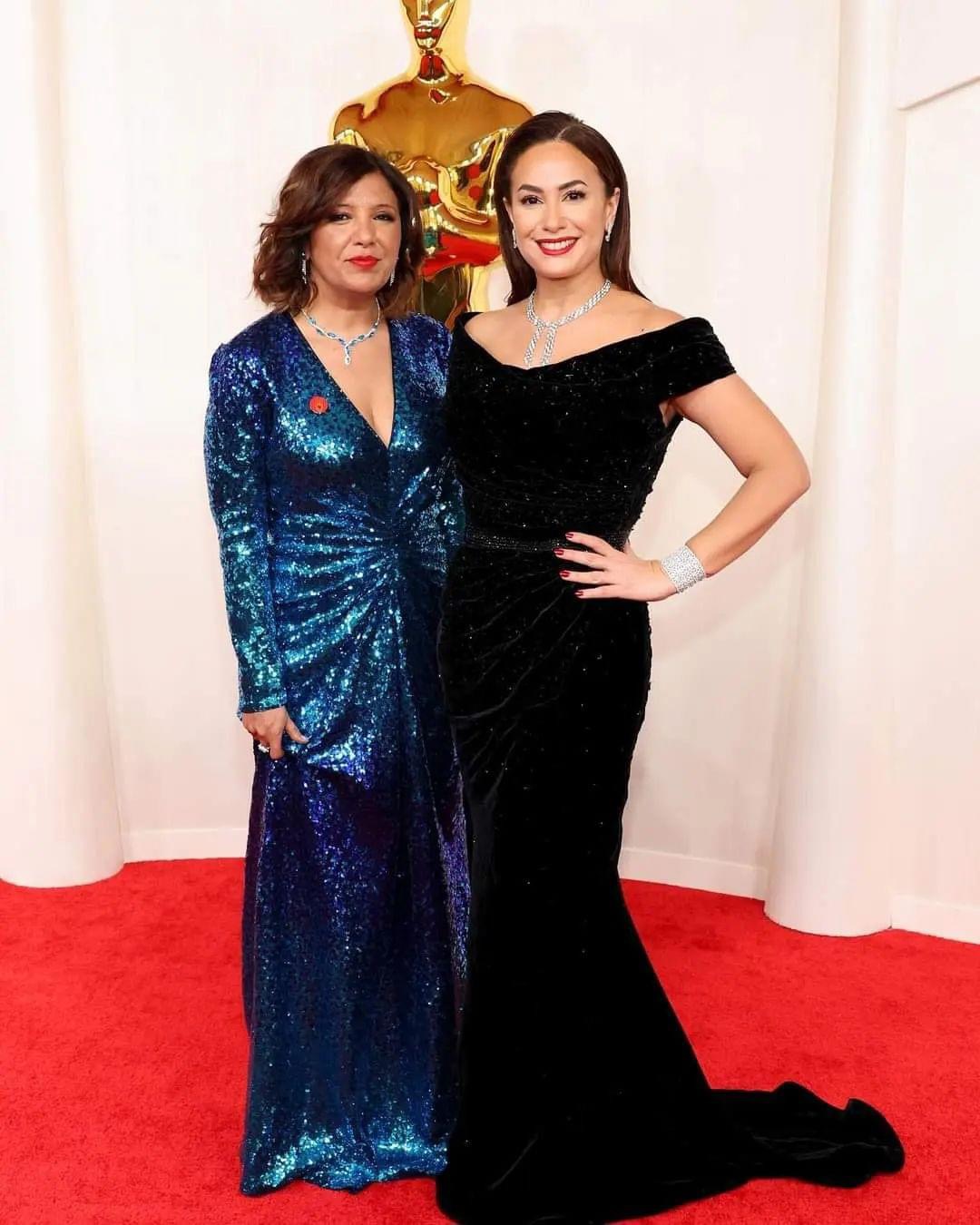 هند صبري تتألق بالأسود على السجادة الحمراء