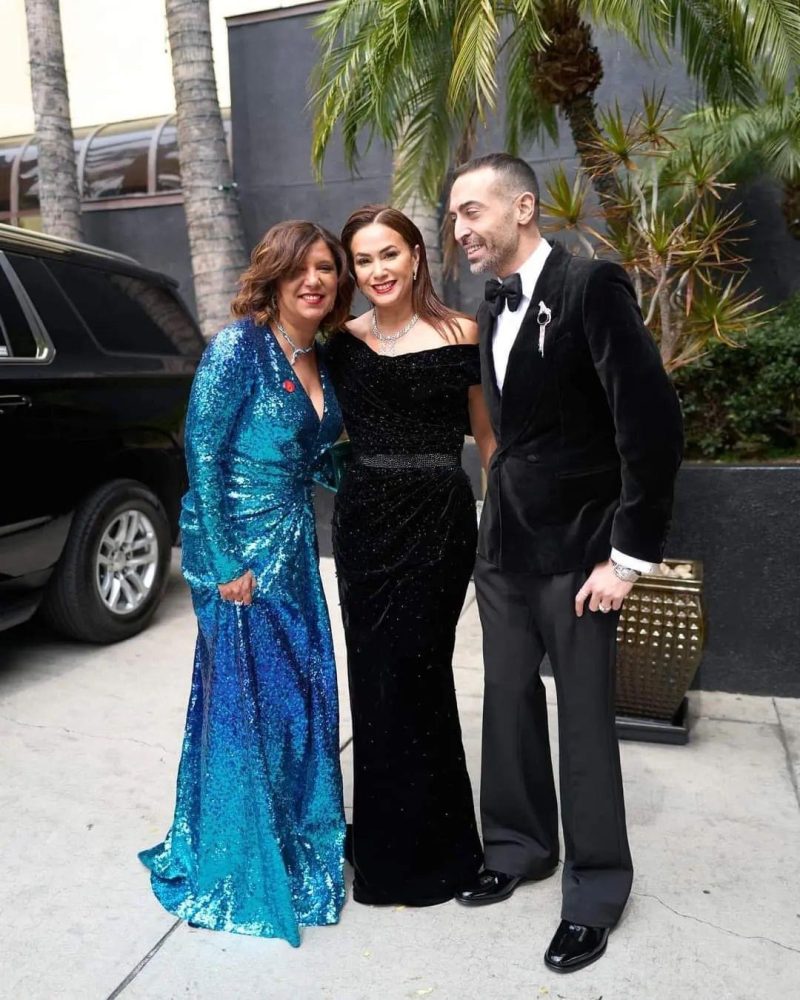 هند صبري تتألق بالأسود على السجادة الحمراء