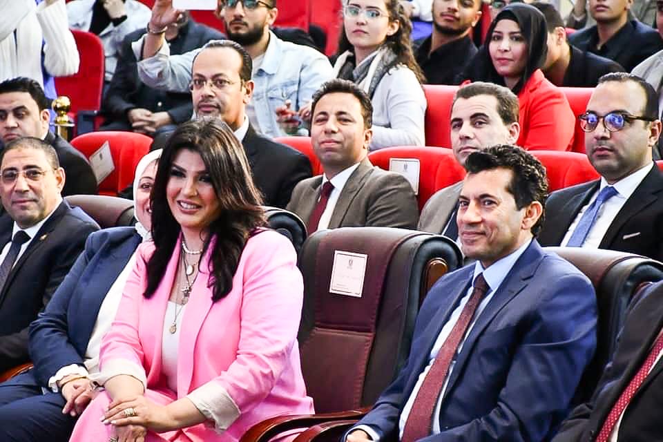 منى الشاذلي سفيرة إبداع لشباب الجامعات