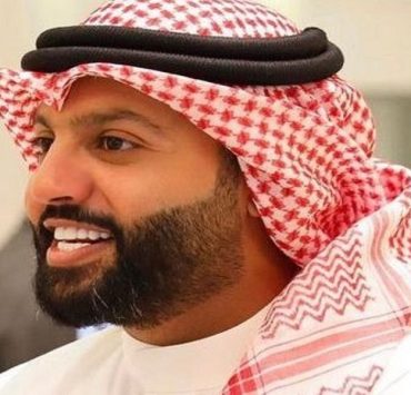 بعد تسريب صور خطيبته.. يعقوب بوشهري: "وقاحة وقلة أدب"