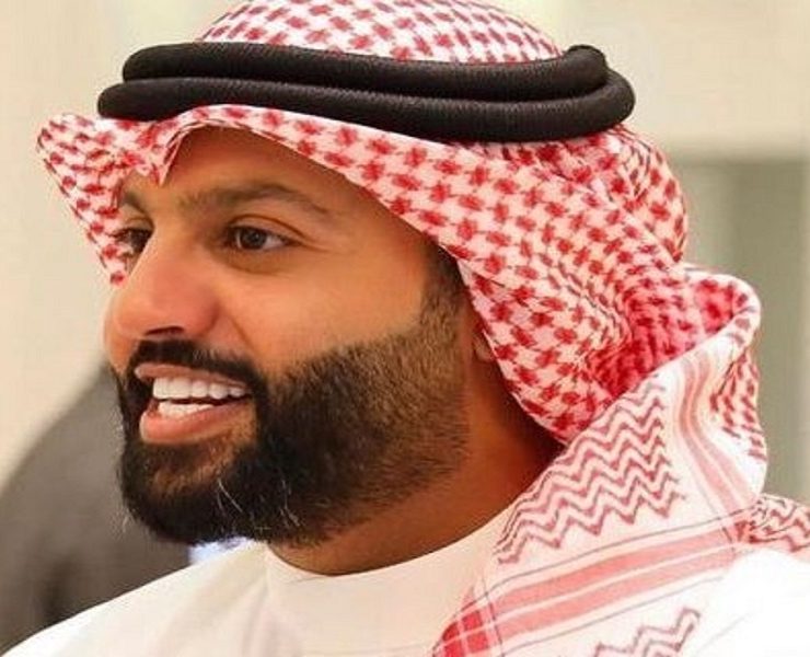 بعد تسريب صور خطيبته.. يعقوب بوشهري: "وقاحة وقلة أدب"
