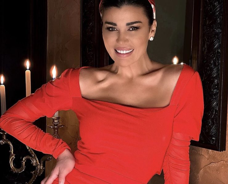 نادين الراسي تهدي جديدها لروح شقيقها