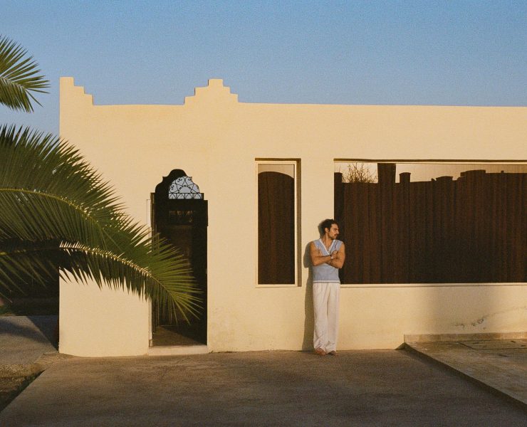 بمزيج موسيقي متنوع.. نجم الراب Saint Levant يطرح "Galbi"